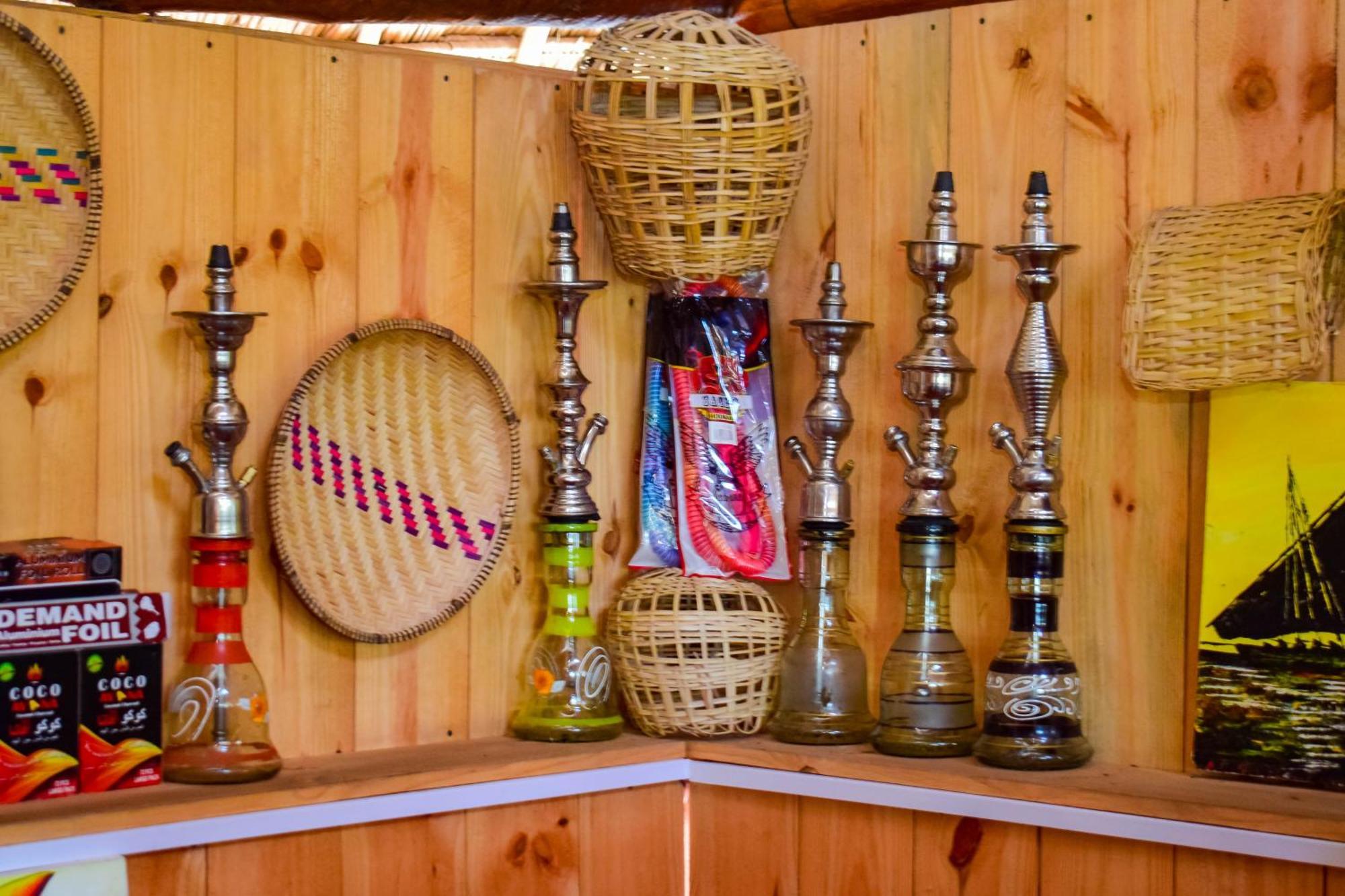 Uhuru House And Restaurant Нунгви Экстерьер фото